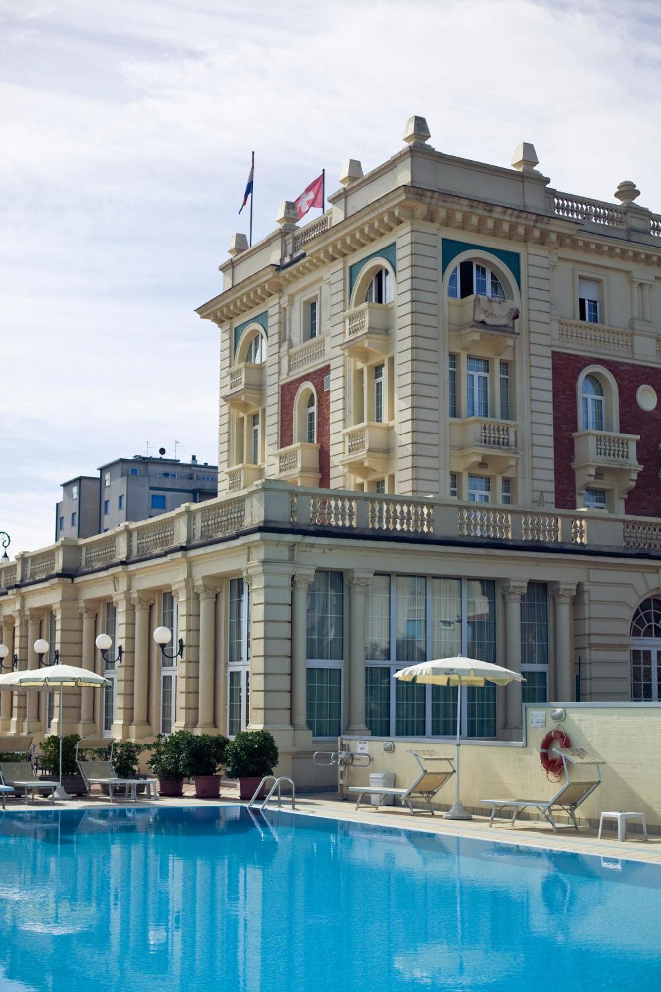 Grand Hotel Cesenatico Exterior photo